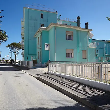 Residence La Serenissima Caorle Exterior photo